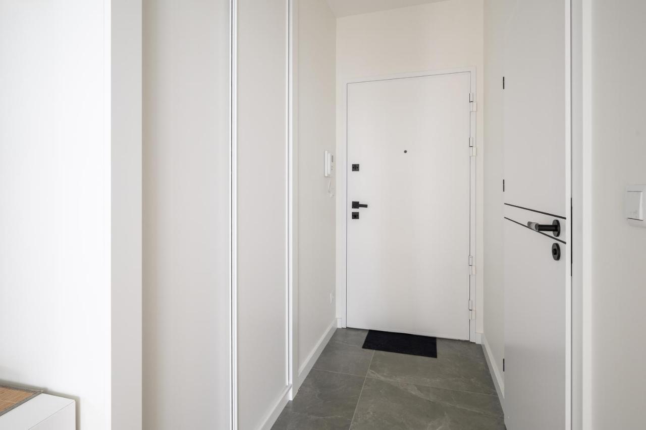Wola Nakielska Comfort Apartment 华沙 外观 照片